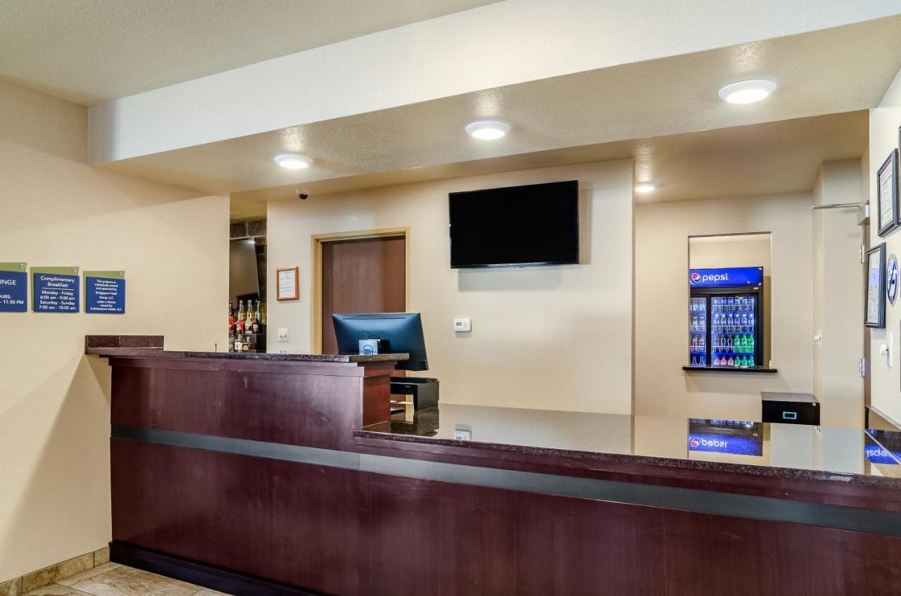 Cobblestone Inn & Suites - Bridgeport Екстер'єр фото