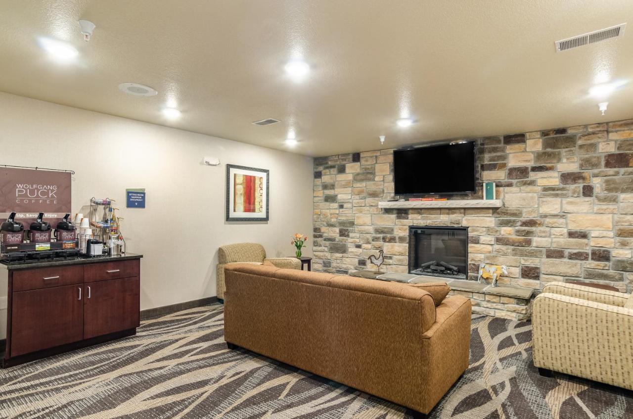 Cobblestone Inn & Suites - Bridgeport Екстер'єр фото