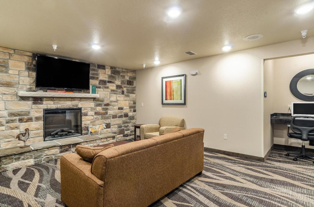 Cobblestone Inn & Suites - Bridgeport Екстер'єр фото