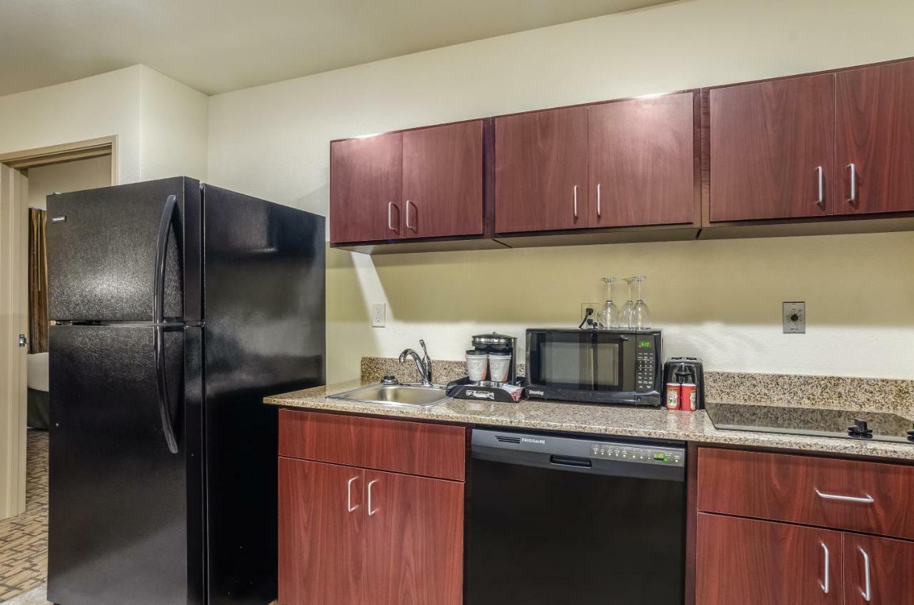 Cobblestone Inn & Suites - Bridgeport Екстер'єр фото